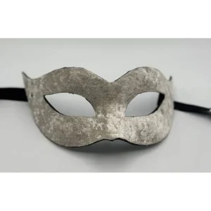 Maske mit cremefarbenem Samt überzogen. Maskenmaske für Damen.